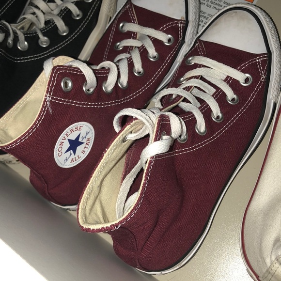 Burgundy high top converse - Picture 1 of 1